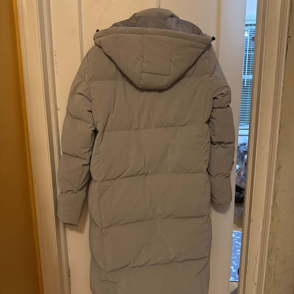 Down coat GUESS - Picture 2 of 2